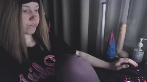 I have new photos come and see with love Molly online show from 02.04.25