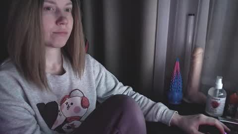I have new photos come and see with love Molly online show from 02.24.25