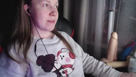 I have new photos come and see with love Molly online show from 03.07.26