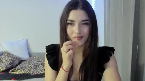 Snapshot of molly_ww chatting on 02.07.26 Molly online show from 02.07.26