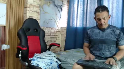 mollyandsam303av online show from 04.26.26