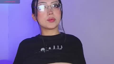 Snapshot of mollyghostly chatting on 10.30.25 Please follow me and rate me a thumbs up online show from 10.30.25