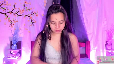 Snapshot of mollylewis18 chatting on 01.24.25 New girl Emily Valentina Michelle online show from 01.24.25