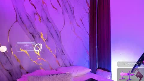 New girl Emily Valentina  Michelle online show from 11.18.25