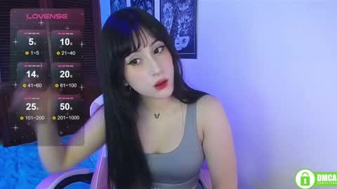 Molly  online show from 01.27.25