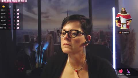 Snapshot of mollysun chatting on 09.27.25 MollySun Nina Randmann online show from 09.27.25