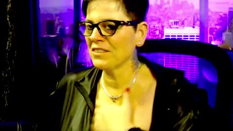 MollySun Nina Randmann online show from 01.11.26