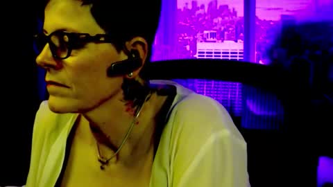 Snapshot of mollysun chatting on 02.18.26 MollySun Nina Randmann online show from 02.18.26