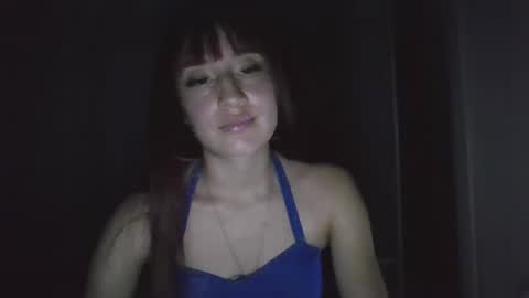 Snapshot of mollywalter chatting on 10.07.25 mollywalter online show from 10.07.25