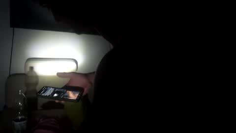 Snapshot of molnaratti14 chatting on 03.03.25 Oszkr online show from 03.03.25