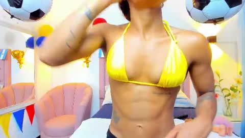 molyrestrepo online show from 07.17.26