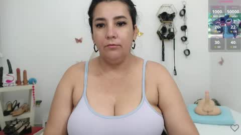Snapshot of mom_17 chatting on 04.23.26 Celeste online show from 04.23.26