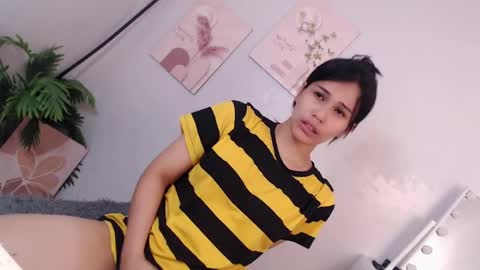 MOMIKHEM online show from 04.18.26