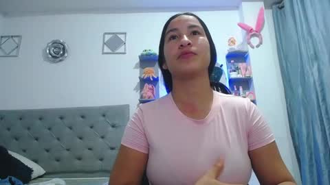 Snapshot of mommy_dulce chatting on 05.09.26 ANDREA online show from 05.09.26