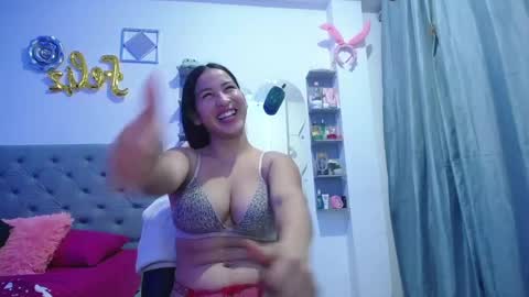Snapshot of mommy_dulce chatting on 06.04.26 ANDREA online show from 06.04.26