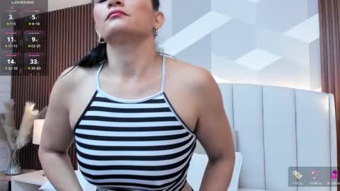 Snapshot of mommy_naughty_ chatting on 10.24.25 Letty Smith online show from 10.24.25