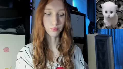 Snapshot of mommyicon chatting on 02.20.25 Liza online show from 02.20.25