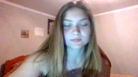 Snapshot of mon_amour_xxx chatting on 07.13.26 Mon Amour online show from 07.13.26