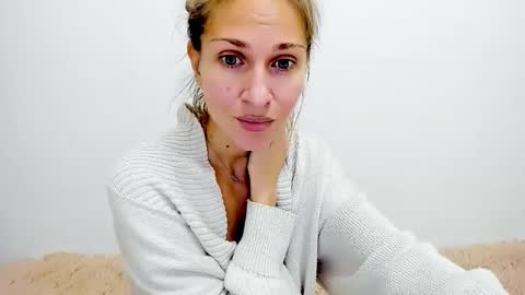 Mona online show from 10.12.25