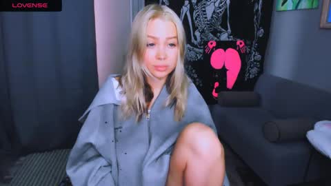   online show from 04.30.26