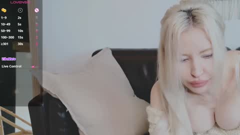 PoppyPlayful online show from 01.13.25