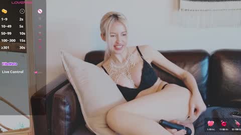PoppyPlayful online show from 01.20.25