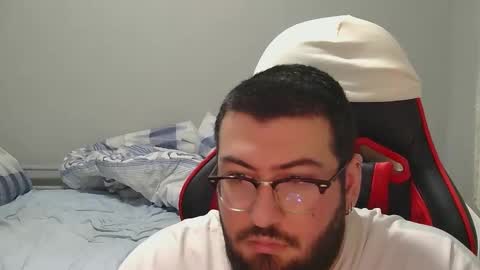 Snapshot of moneyman__24 chatting on 02.20.25 Mert online show from 02.20.25