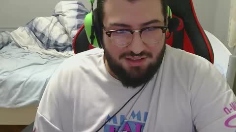 Snapshot of moneyman__24 chatting on 02.20.25 Mert online show from 02.20.25