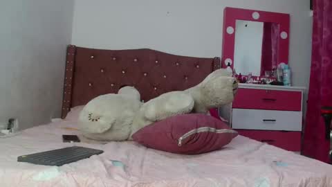 Snapshot of monica631590 chatting on 09.20.25 Monica online show from 09.20.25