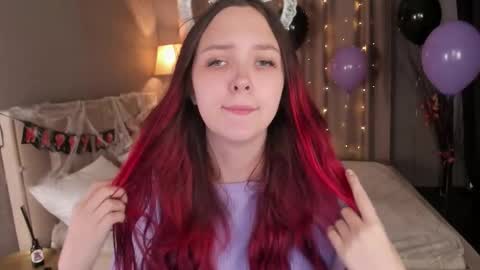 Snapshot of monica__queen chatting on 10.27.25 Monica online show from 10.27.25