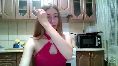 Snapshot of monica_tamayo chatting on 04.03.26 Monica online show from 04.03.26