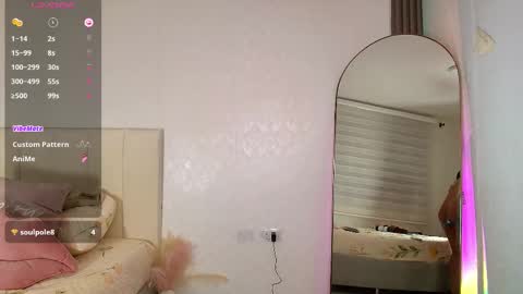 Snapshot of monicaflower chatting on 10.07.25 Kiim online show from 10.07.25