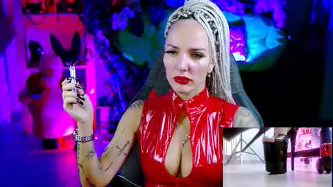 Monika online show from 11.17.25