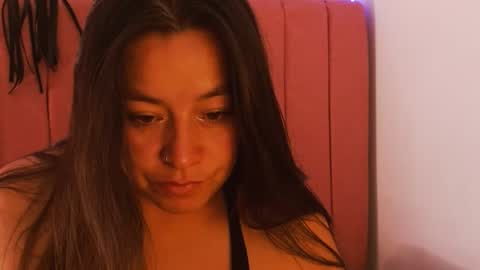 Snapshot of monickhot303av chatting on 02.08.25 monickhot303av online show from 02.08.25