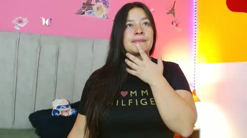 Snapshot of monickhot303av chatting on 09.26.25 monickhot303av online show from 09.26.25