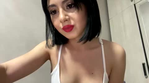 Snapshot of monika_dance7 chatting on 03.25.26 monika_dance7 online show from 03.25.26