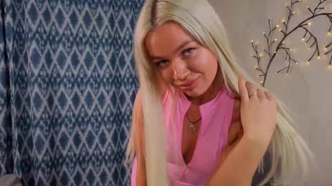 Monika online show from 11.09.25