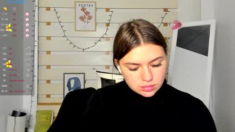 Monika online show from 10.20.25