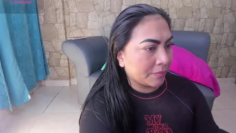 monikk__harrison online show from 02.10.25