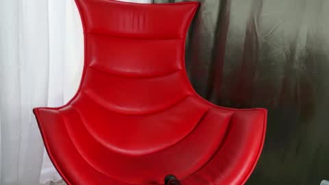 Snapshot of monique_a chatting on 12.30.24 Ask me online show from 12.30.24