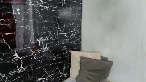 Snapshot of monique_a chatting on 01.24.25 Ask me online show from 01.24.25