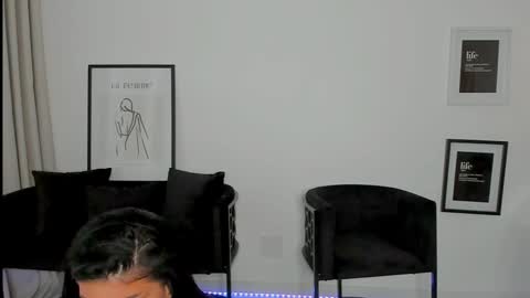 Snapshot of moniqueeass chatting on 01.31.25 Alessia online show from 01.31.25