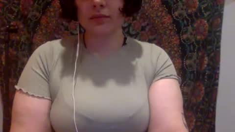 Snapshot of moniqueisalovergirl chatting on 05.19.26 moniqueisalovergirl online show from 05.19.26