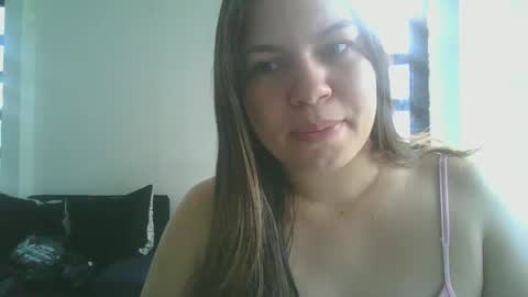 Snapshot of monita1401506 chatting on 10.10.25 monita1401506 online show from 10.10.25