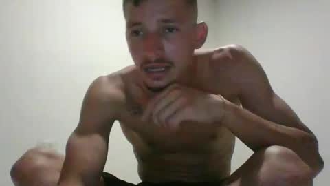 Snapshot of monito_hot17 chatting on 12.21.25 monito_hot17 online show from 12.21.25