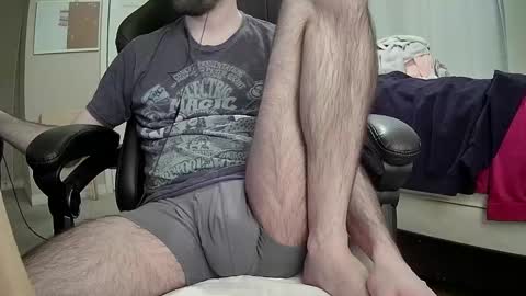 Snapshot of monkey_4u chatting on 02.13.25 monkey_4u online show from 02.13.25