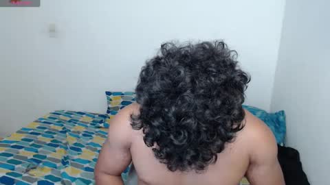 Snapshot of monkeydchris_ chatting on 12.04.24 chris online show from 12.04.24