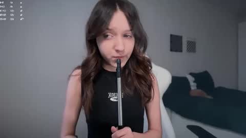 Mary online show from 11.11.25