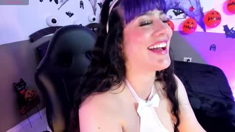 Lu online show from 10.29.25