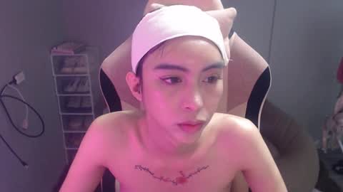 ELYSE A SIMPLE GIRL online show from 01.21.25